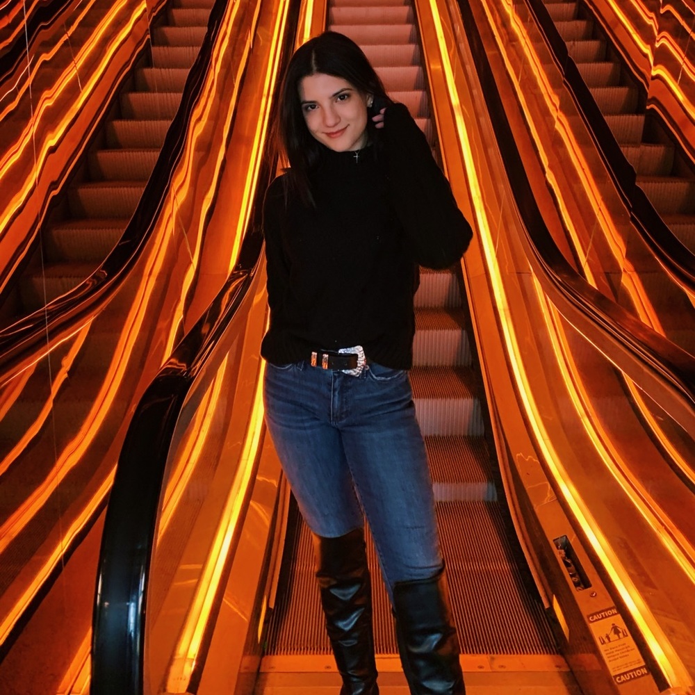 Meet your Posher, Crissy